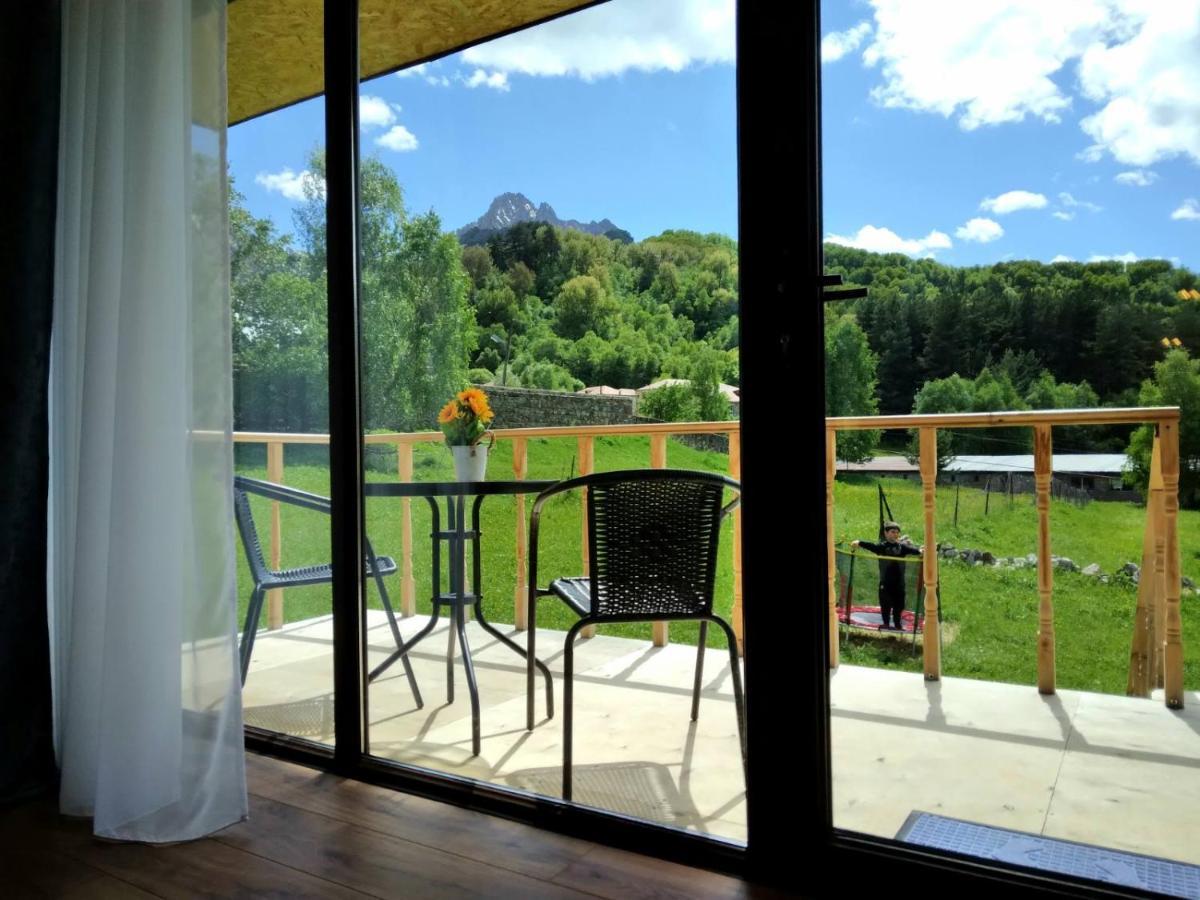 Terkhena Hotel Kasbegi Buitenkant foto