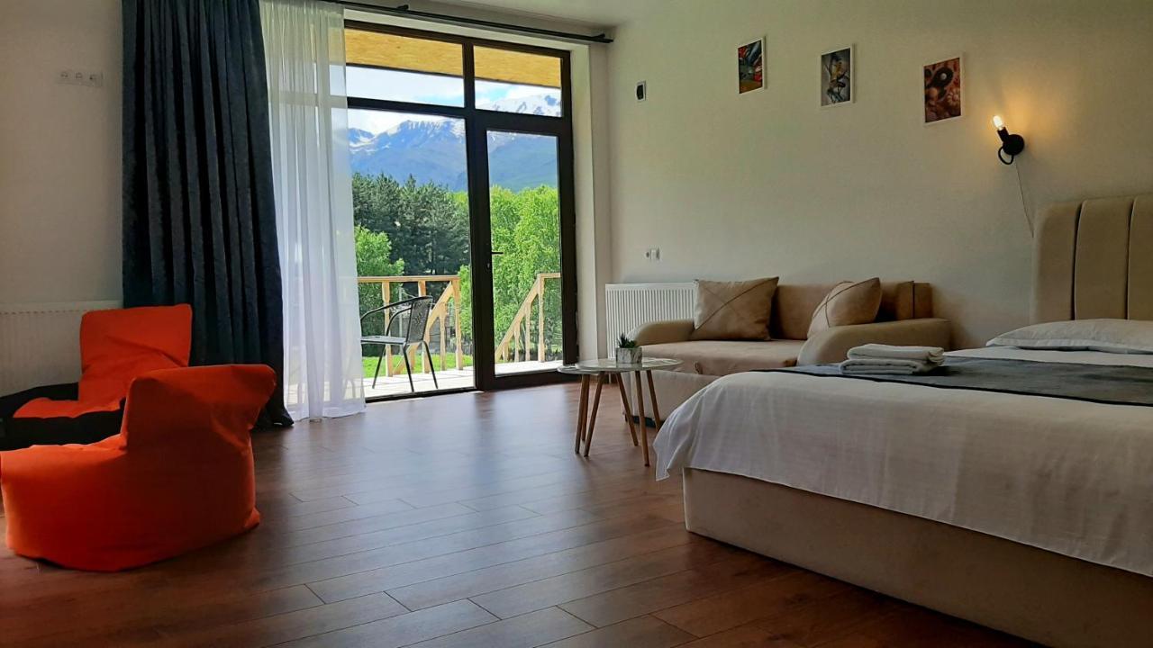 Terkhena Hotel Kasbegi Buitenkant foto