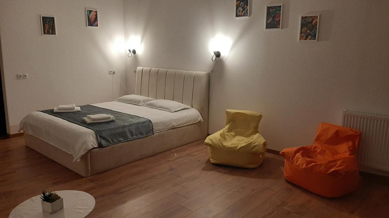 Terkhena Hotel Kasbegi Buitenkant foto