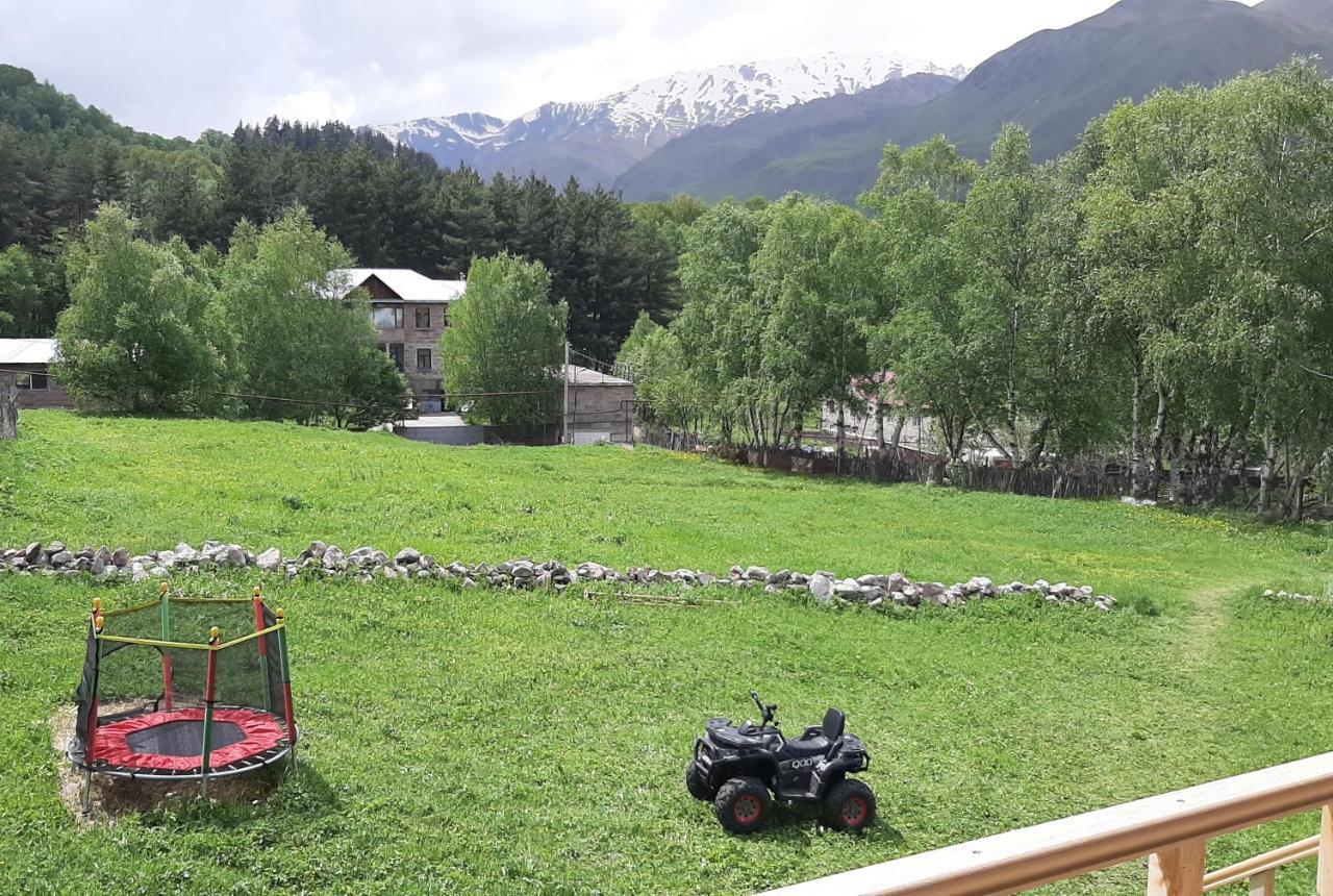 Terkhena Hotel Kasbegi Buitenkant foto