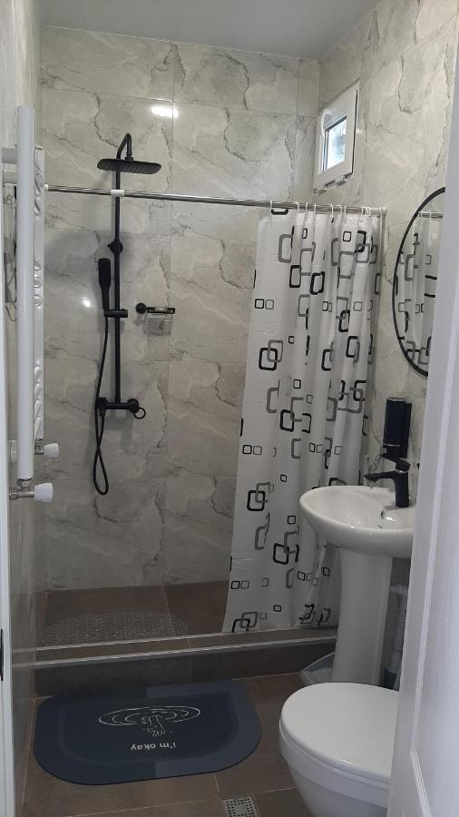 Terkhena Hotel Kasbegi Buitenkant foto